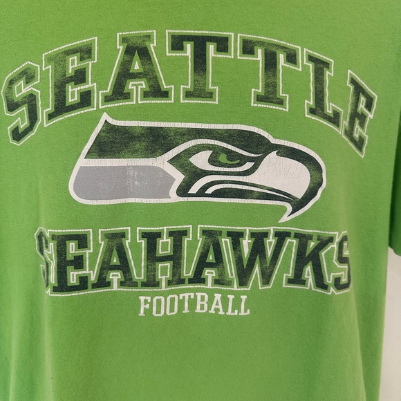 Vintage Seattle Seahawks Green Graphic T-Shirt - Picture 3 of 4